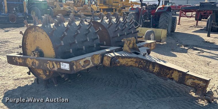 image for item FG2672 Sheeps foot double drum roller