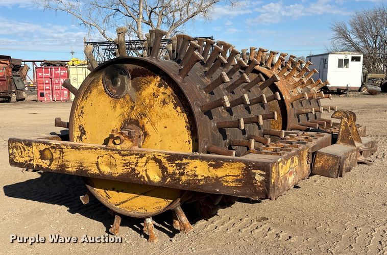 image for item FG2672 Sheeps foot double drum roller