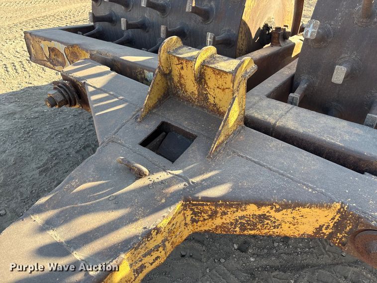 image for item FG2672 Sheeps foot double drum roller