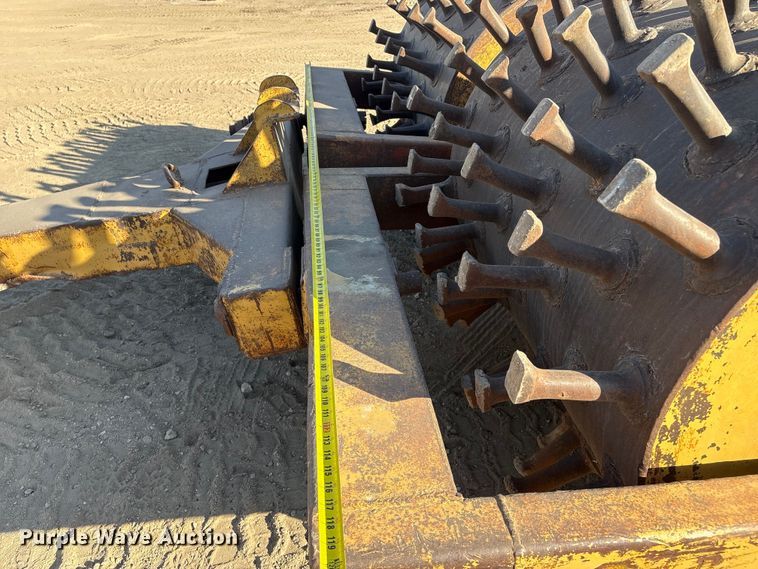 image for item FG2672 Sheeps foot double drum roller