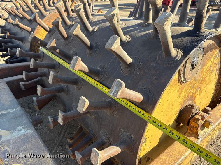 image for item FG2672 Sheeps foot double drum roller