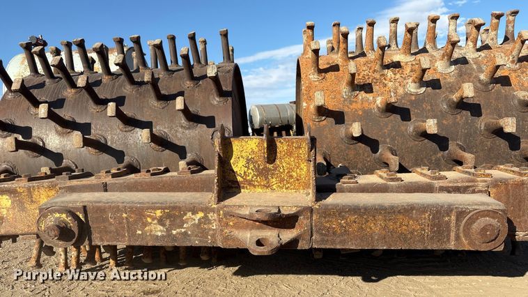 image for item FG2672 Sheeps foot double drum roller