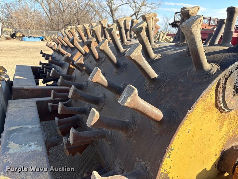 image for item FG2672 Sheeps foot double drum roller