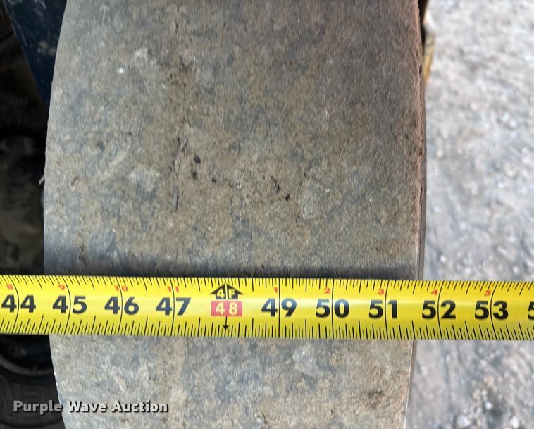 image for item FI0129 1995 Ingersoll Rand PT-125R pneumatic roller