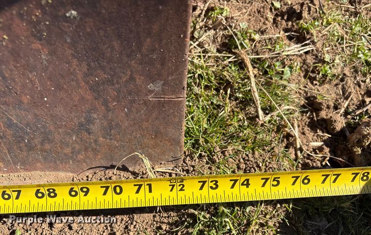 image for item FI0132 Ditch Witch 5020 DD vibratory cable plow