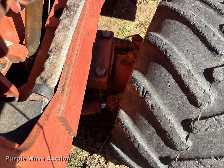 image for item FI0132 Ditch Witch 5020 DD vibratory cable plow