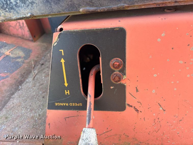 image for item FI0132 Ditch Witch 5020 DD vibratory cable plow