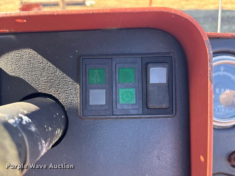 image for item FI0132 Ditch Witch 5020 DD vibratory cable plow