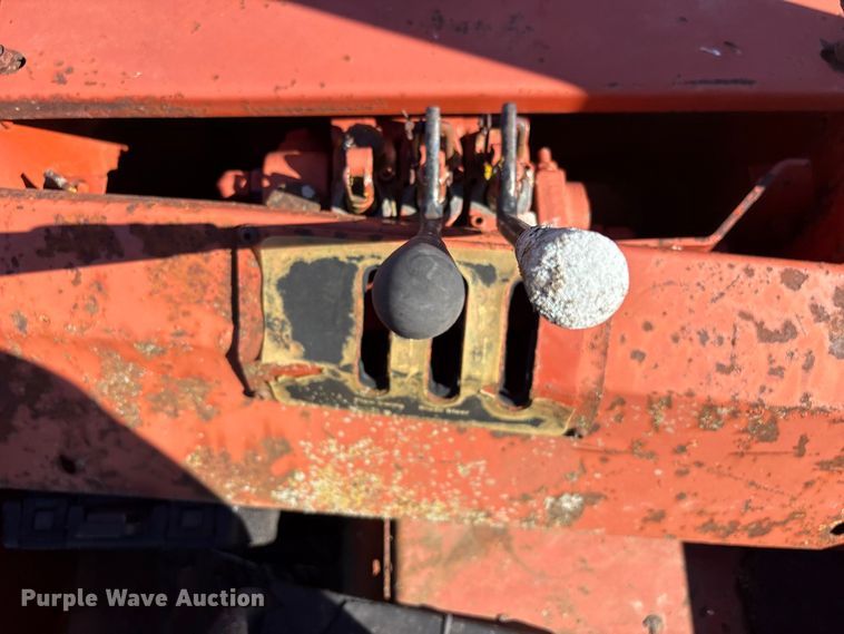 image for item FI0132 Ditch Witch 5020 DD vibratory cable plow