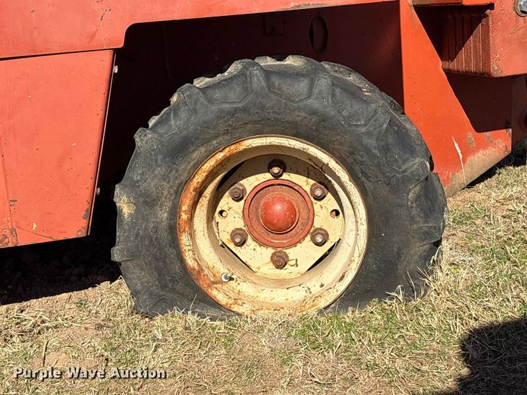 image for item FI0132 Ditch Witch 5020 DD vibratory cable plow