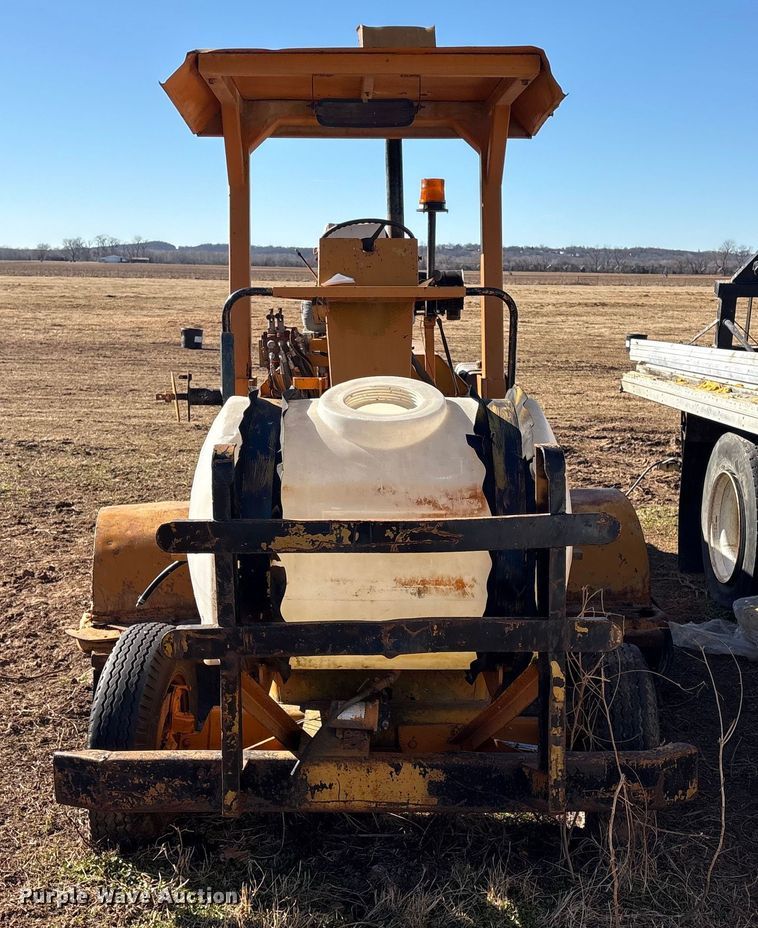 image for item FI0135 Maxisweeper 6330FD444 sweeper