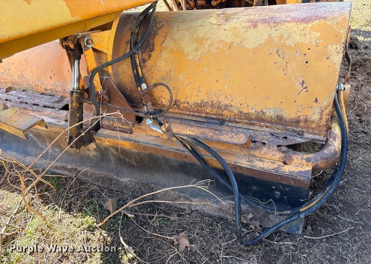 image for item FI0135 Maxisweeper 6330FD444 sweeper