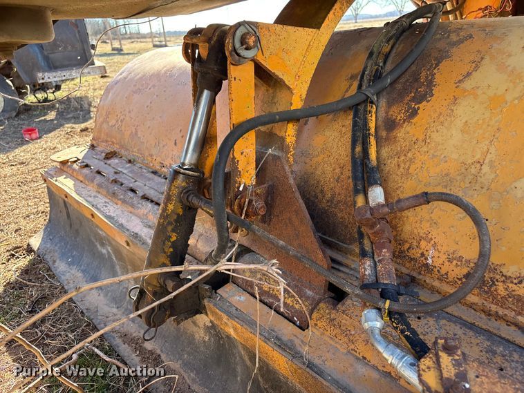 image for item FI0135 Maxisweeper 6330FD444 sweeper