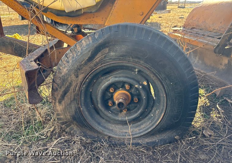 image for item FI0135 Maxisweeper 6330FD444 sweeper