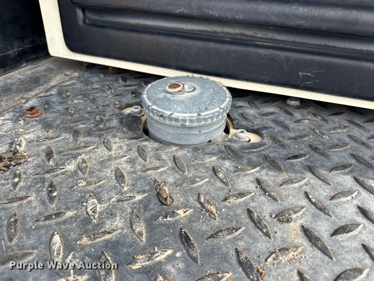 image for item FI0763 2008 Ingersoll Rand PT240R pneumatic roller