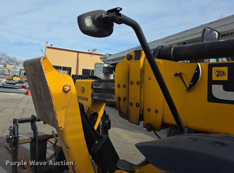 image for item FI0786 JCB 550-170 telehandler