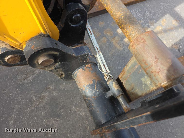 image for item FI0786 JCB 550-170 telehandler