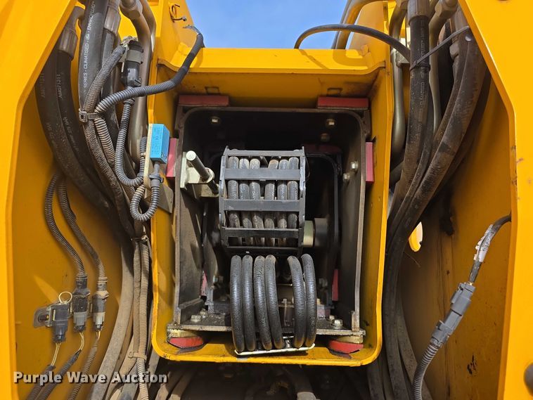 image for item FI0786 JCB 550-170 telehandler