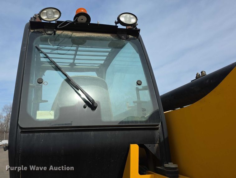 image for item FI0786 JCB 550-170 telehandler
