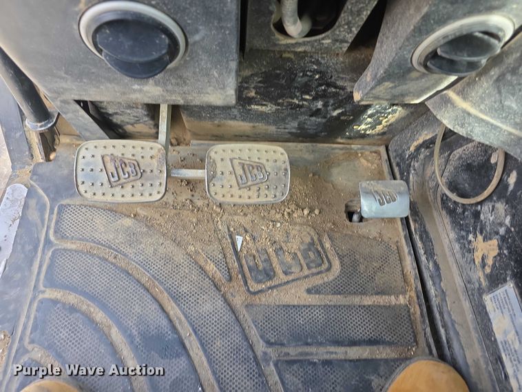 image for item FI0786 JCB 550-170 telehandler