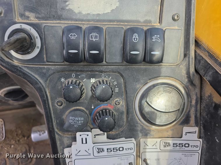 image for item FI0786 JCB 550-170 telehandler
