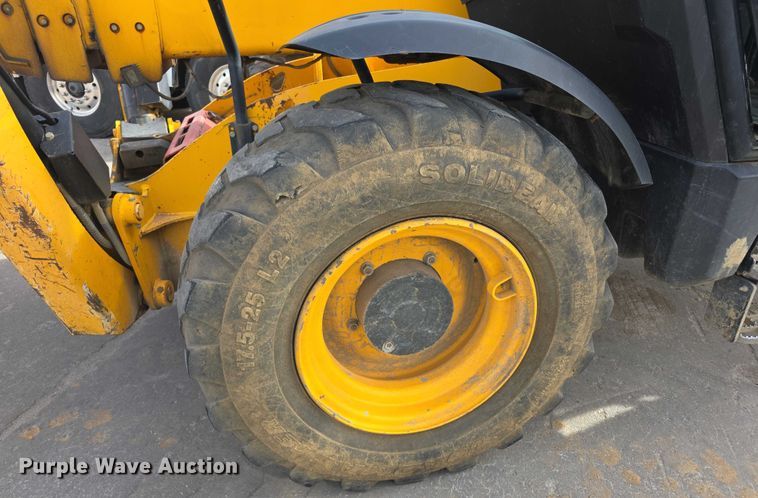 image for item FI0786 JCB 550-170 telehandler