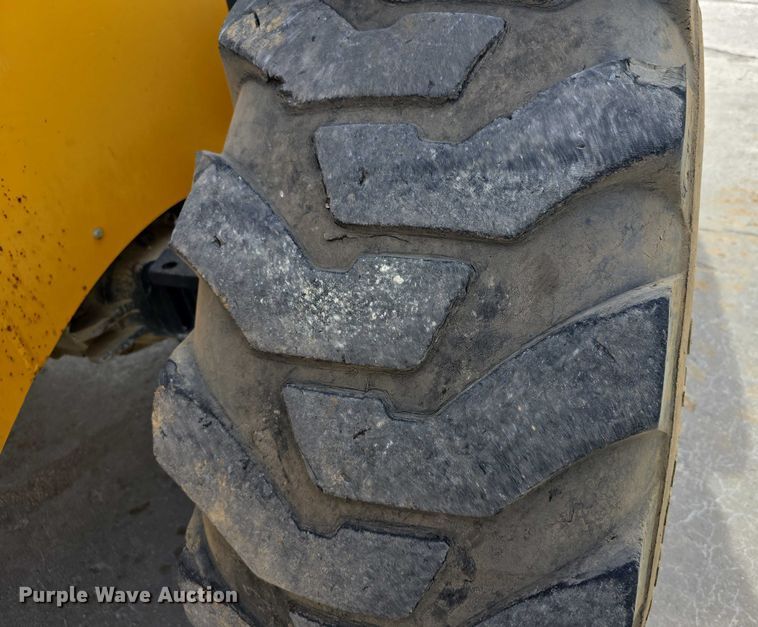 image for item FI0786 JCB 550-170 telehandler