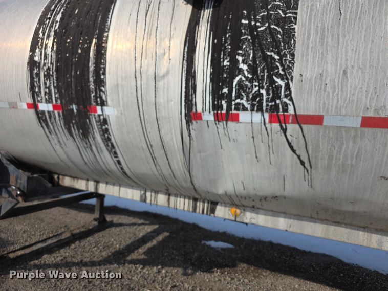 image for item FI0825 1965 Butler asphalt trailer