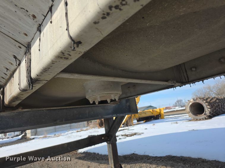 image for item FI0825 1965 Butler asphalt trailer