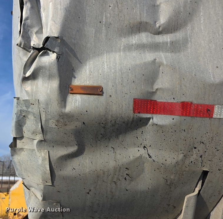 image for item FI0825 1965 Butler asphalt trailer