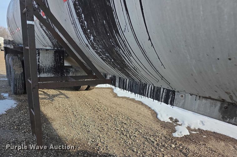 image for item FI0825 1965 Butler asphalt trailer