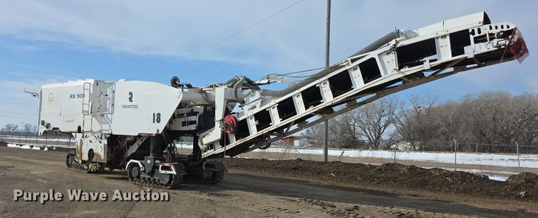 image for item FI0826 2006 Roadtec RX-900 milling machine