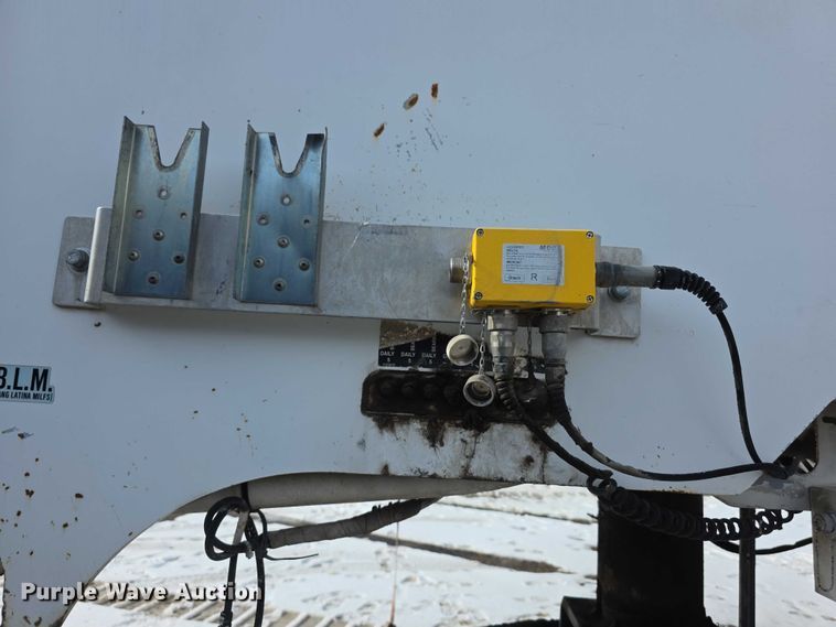 image for item FI0826 2006 Roadtec RX-900 milling machine