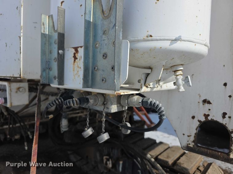 image for item FI0826 2006 Roadtec RX-900 milling machine