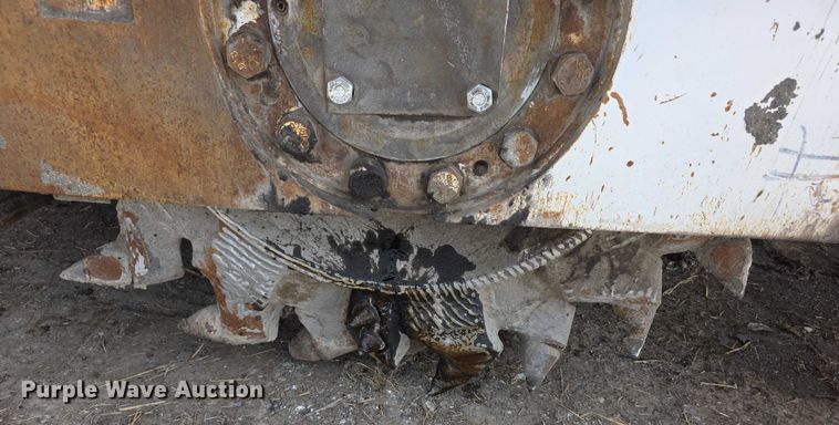 image for item FI0826 2006 Roadtec RX-900 milling machine