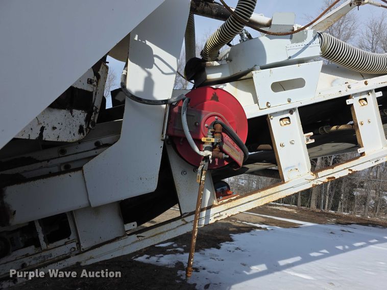 image for item FI0826 2006 Roadtec RX-900 milling machine