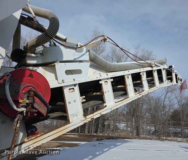 image for item FI0826 2006 Roadtec RX-900 milling machine