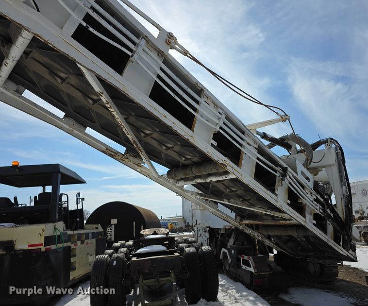 image for item FI0826 2006 Roadtec RX-900 milling machine