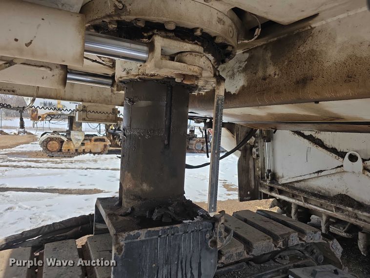 image for item FI0826 2006 Roadtec RX-900 milling machine