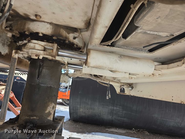 image for item FI0826 2006 Roadtec RX-900 milling machine