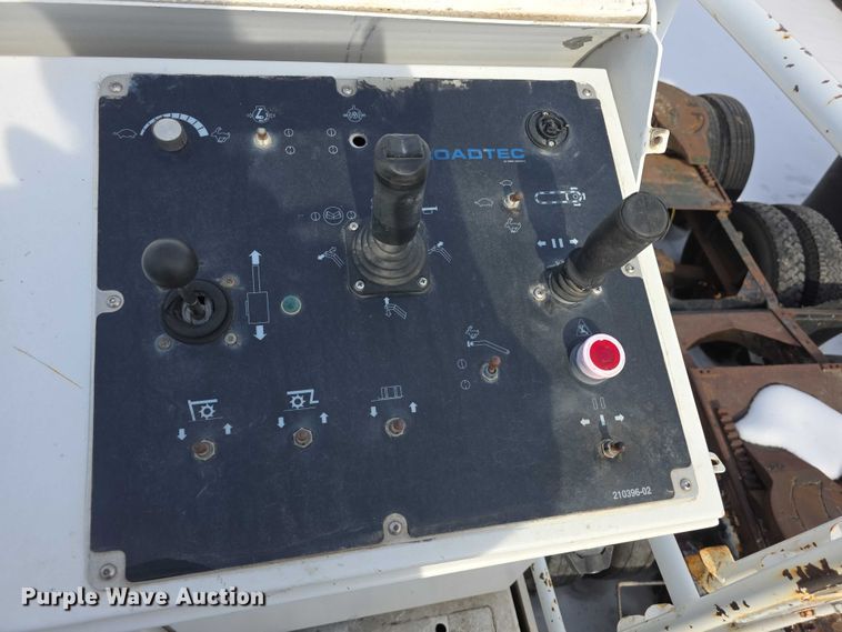 image for item FI0826 2006 Roadtec RX-900 milling machine