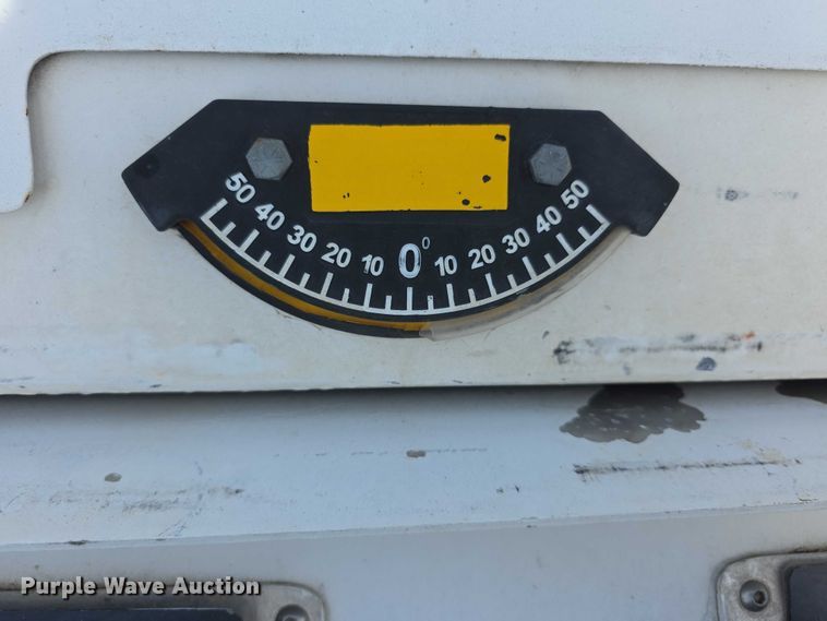 image for item FI0826 2006 Roadtec RX-900 milling machine