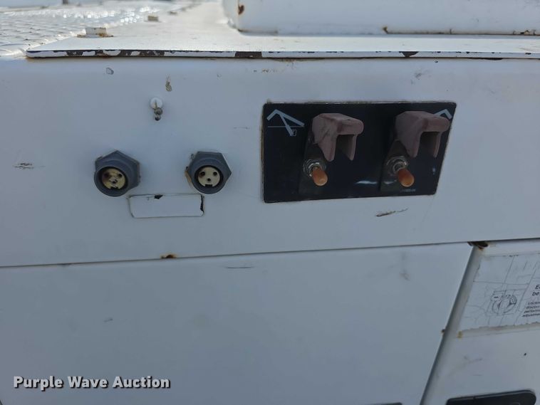 image for item FI0826 2006 Roadtec RX-900 milling machine