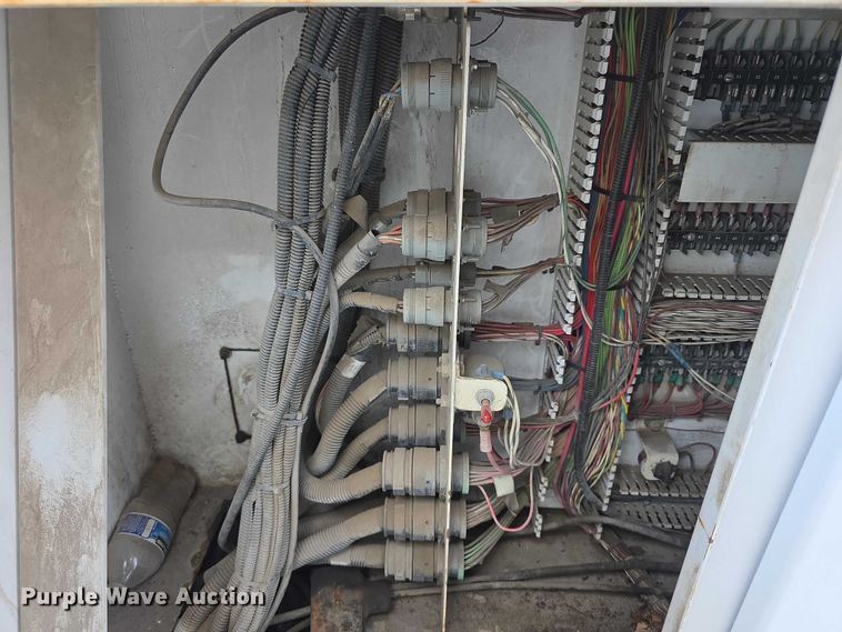 image for item FI0826 2006 Roadtec RX-900 milling machine