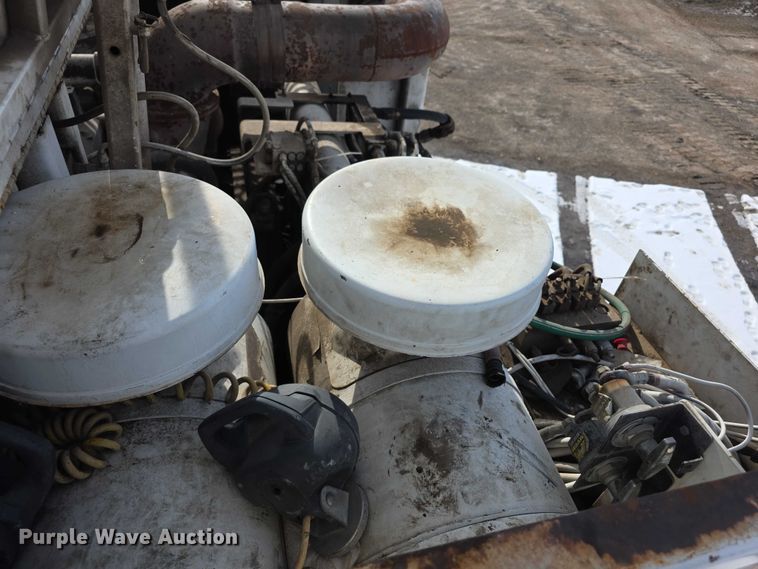 image for item FI0826 2006 Roadtec RX-900 milling machine