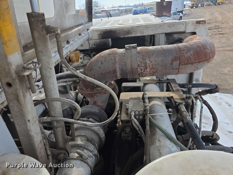 image for item FI0826 2006 Roadtec RX-900 milling machine