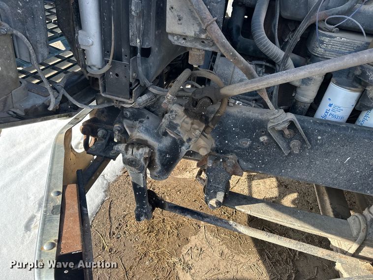 image for item FI0827 2003 Mack CH613 semi truck