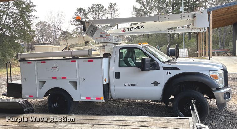 image for item FI1651 2012 Ford F550 XL Super Duty bucket truck