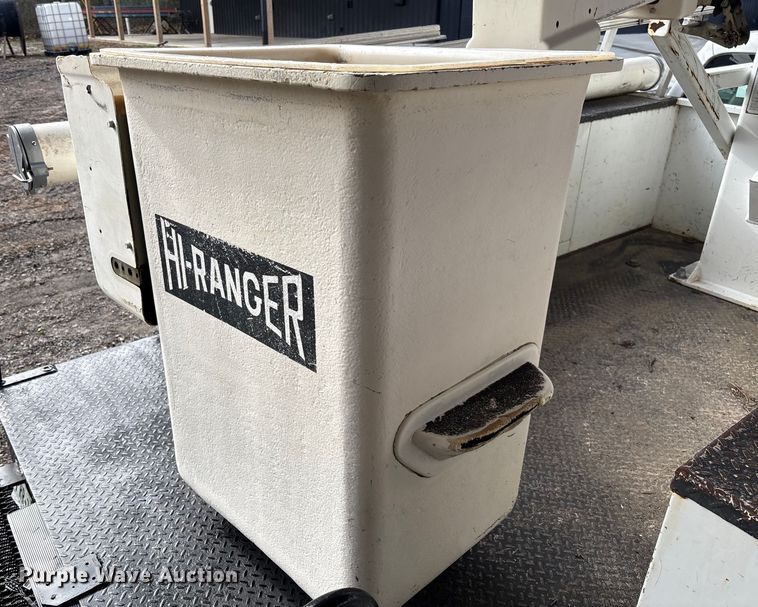 image for item FI1651 2012 Ford F550 XL Super Duty bucket truck