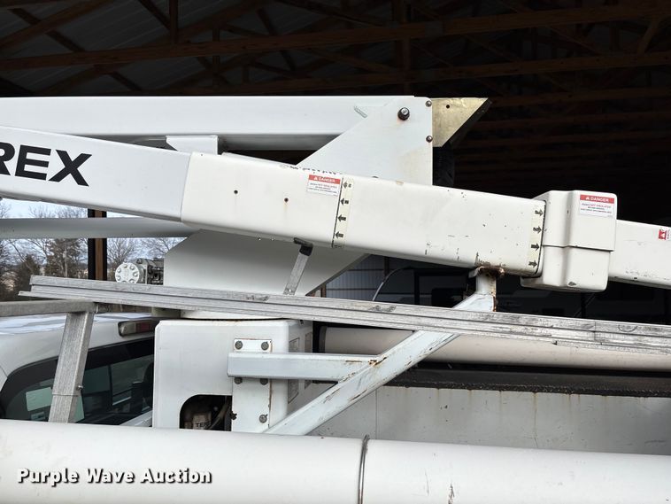 image for item FI1651 2012 Ford F550 XL Super Duty bucket truck